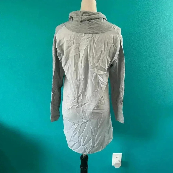 H by Halston Womens Gray Cowl Neck Mix Media Pullover Tunic Sweater Size S - Picture 3 of 4